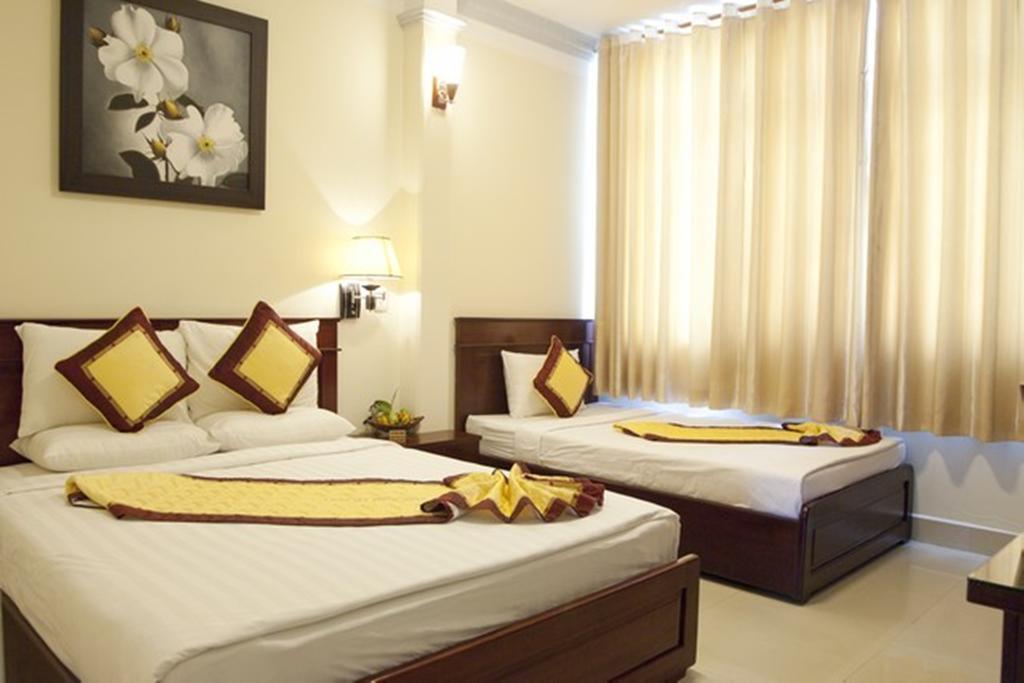 Valentine Luxury Hotel - 31 Bui Vien Street Ho Chi Minh City Exterior photo