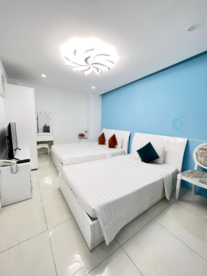 Valentine Luxury Hotel - 31 Bui Vien Street Ho Chi Minh City Exterior photo
