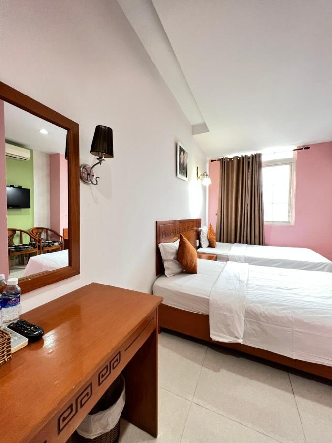 Valentine Luxury Hotel - 31 Bui Vien Street Ho Chi Minh City Exterior photo