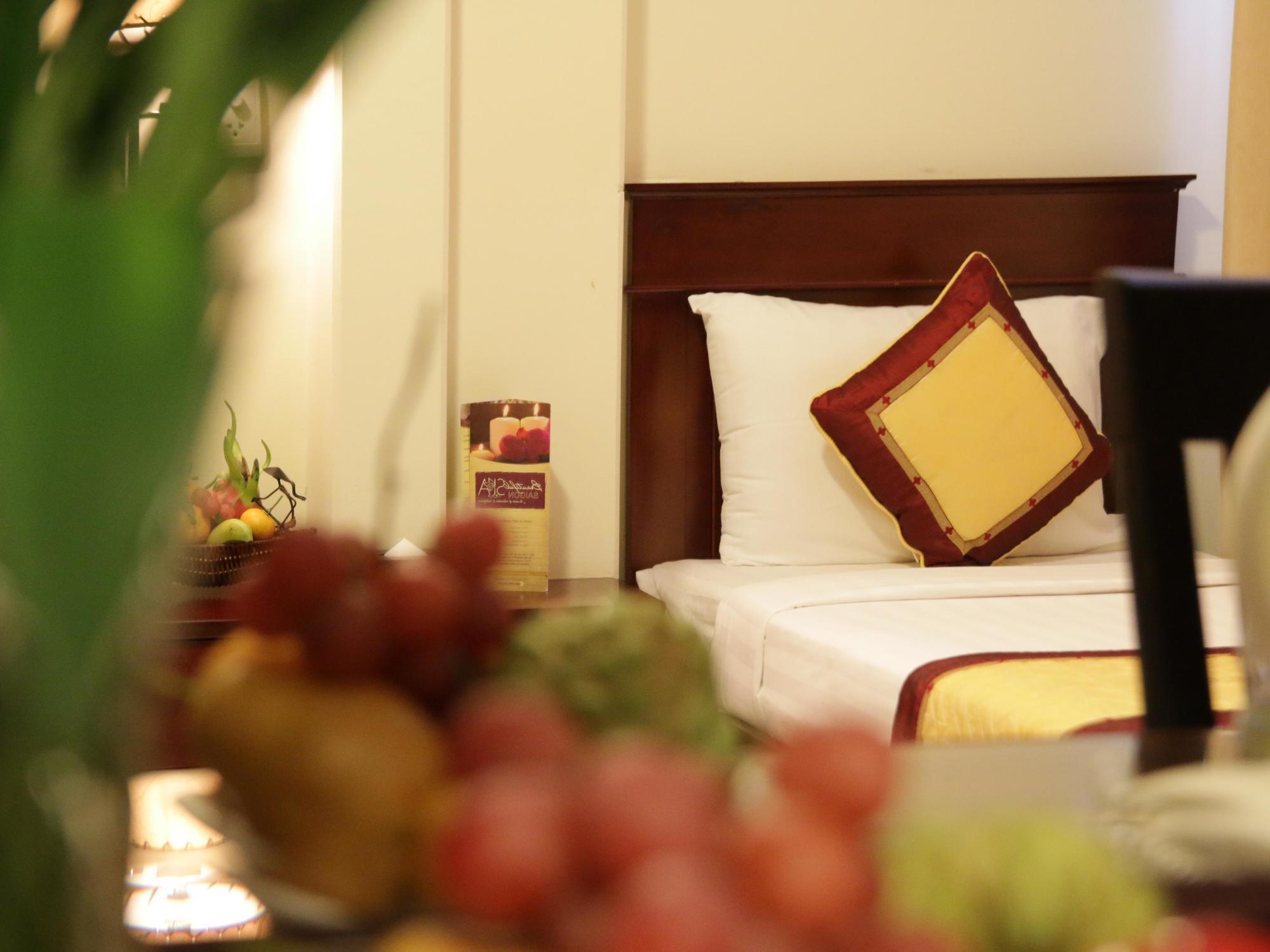Valentine Luxury Hotel - 31 Bui Vien Street Ho Chi Minh City Exterior photo