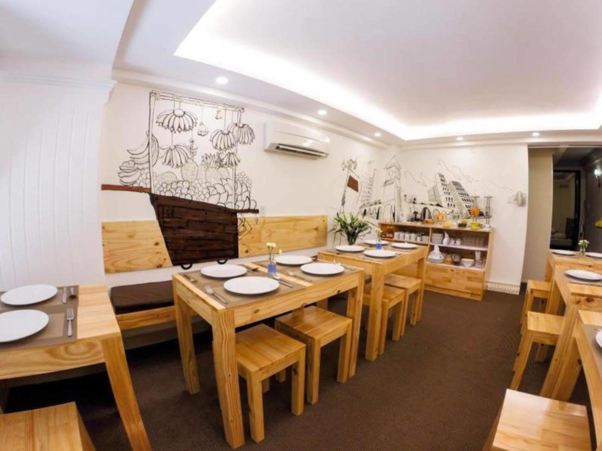 Valentine Luxury Hotel - 31 Bui Vien Street Ho Chi Minh City Exterior photo
